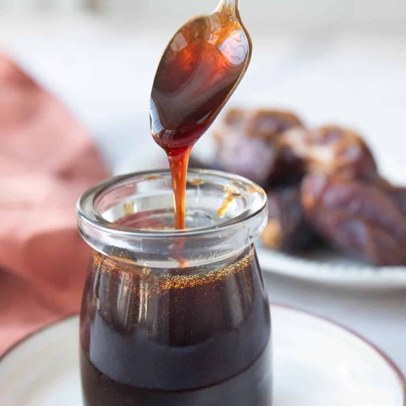 Date Syrup (or Puréed Dates)