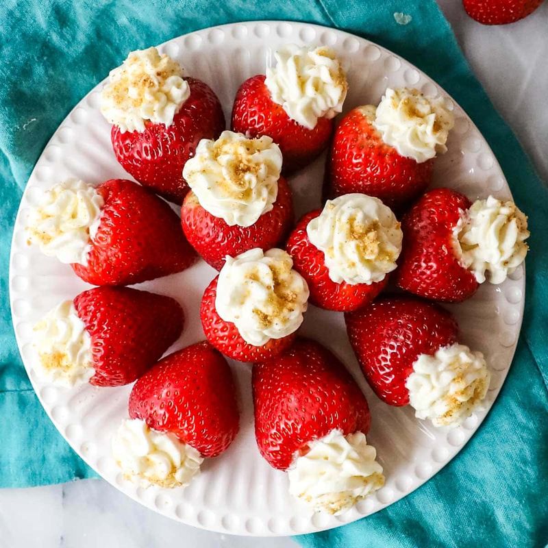 Cheesecake-Stuffed Strawberries