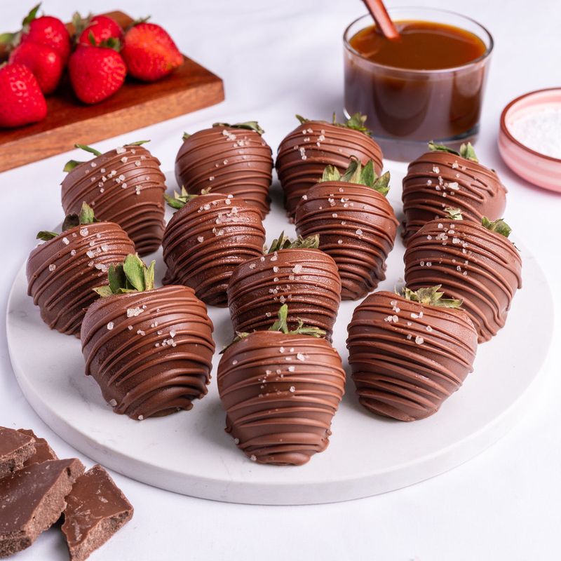 Chocolate-Dipped Strawberries with Sea Salt