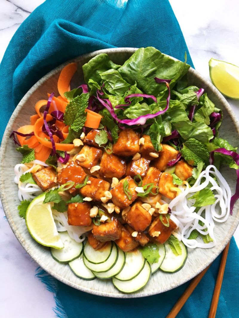 Spicy Peanut Tofu Bowls