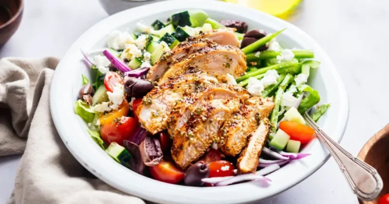 Sonic – Grilled Chicken Salad