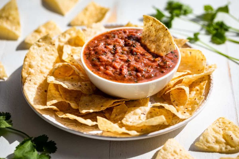 Fire-Roasted Salsa & Chips