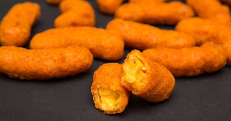 Burger King Mac n’ Cheetos