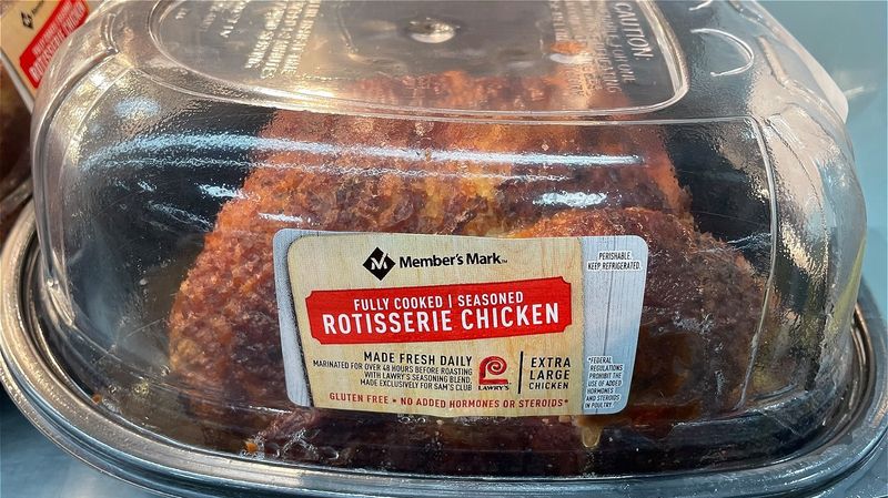 Sam’s Club Member’s Mark Seasoned Rotisserie Chicken