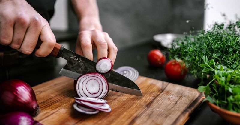 Sharp knives are safer than dull ones