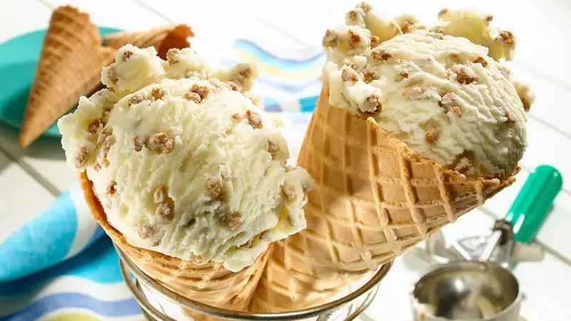Grape Nut Ice Cream