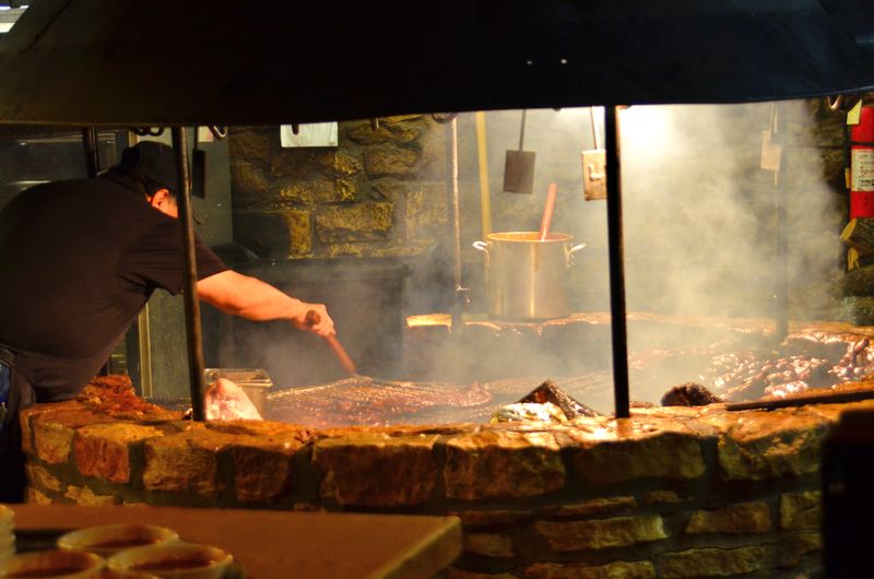 Texas – Bacon-Wrapped Jalapeño Quail at The Salt Lick (Driftwood)