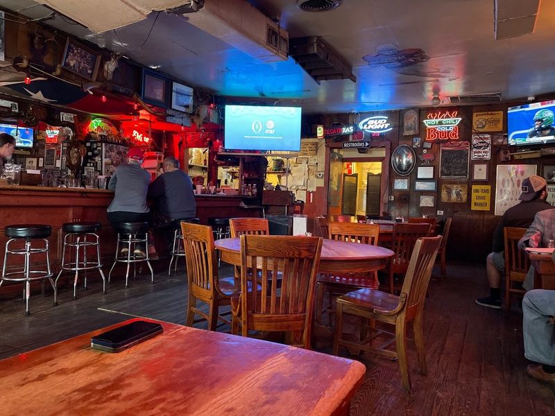 Texas – Texas Chili Parlor (Austin)