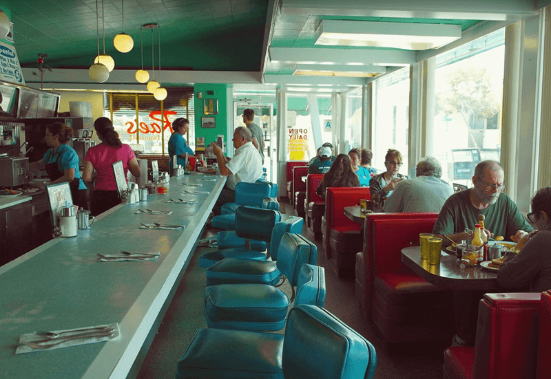 Rae’s Restaurant - California
