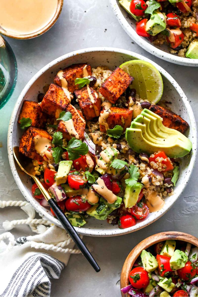 Sweet Potato and Black Bean Meal Prep Bowls