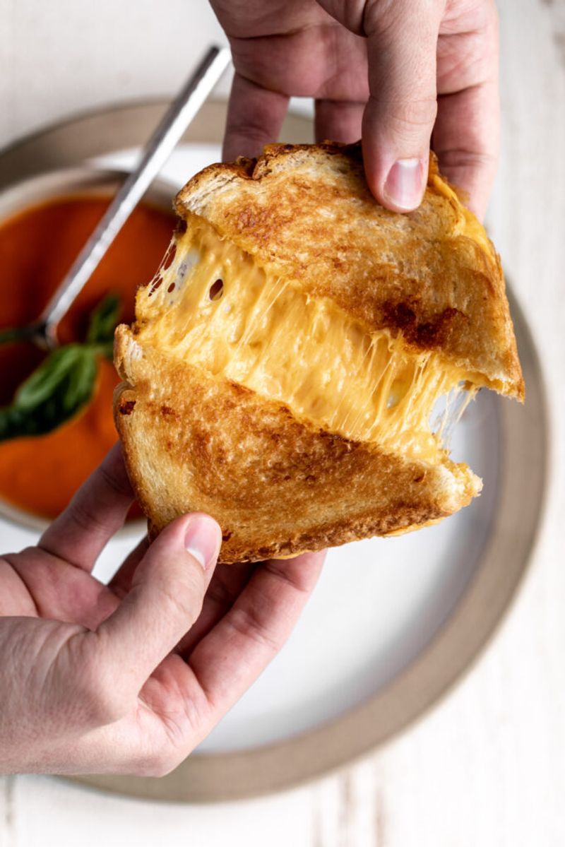 Mix Cheese Types for Maximum Melt