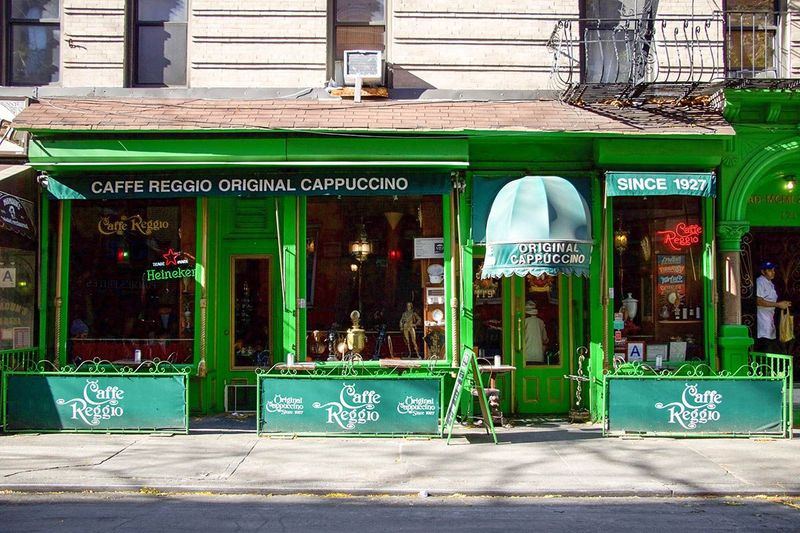Caffe Reggio – Espresso and Cannoli