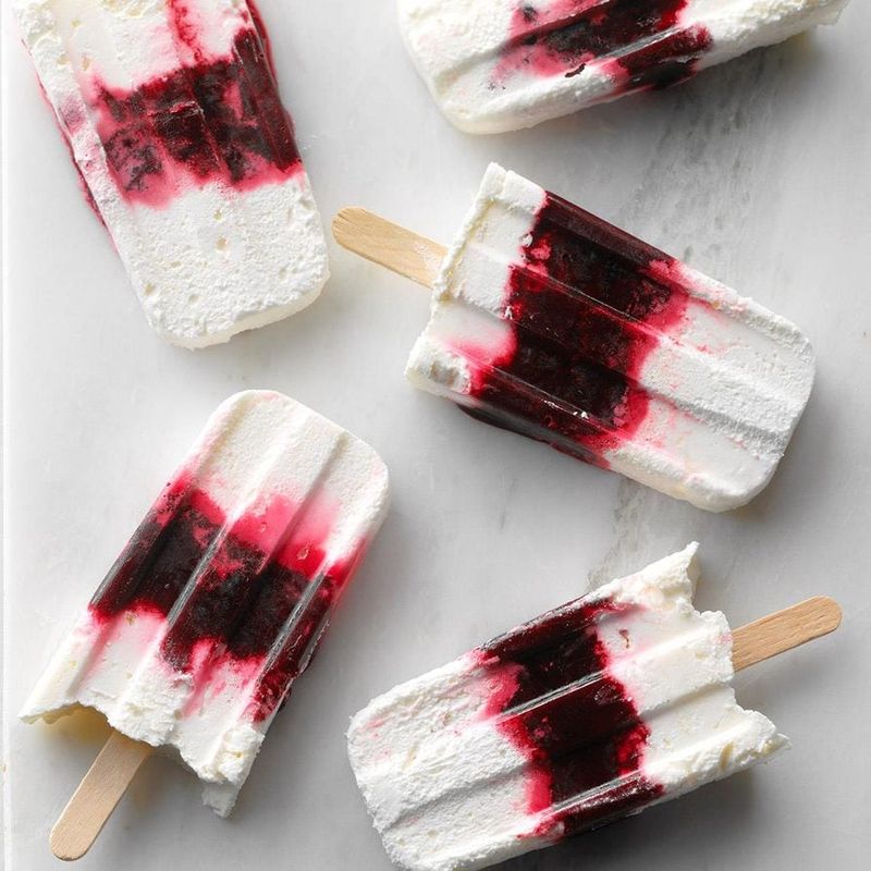 Frozen Berry Ice Pops